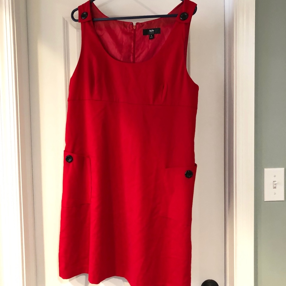 Women’s red jumper